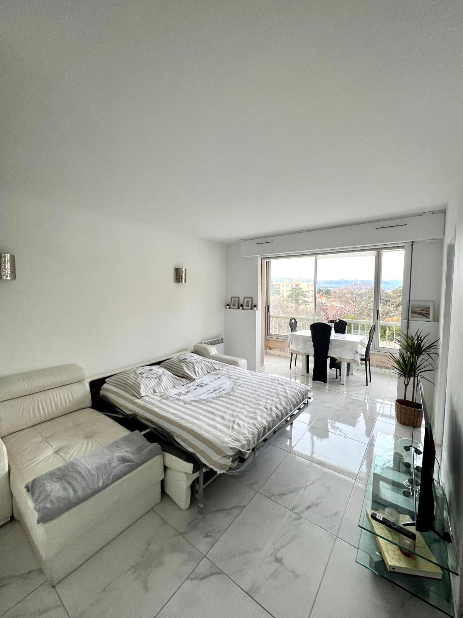 Studio 4 Couchages A 12 Min De La Plage A Pied Avec Wifi, Le Parking Est En Option Antibes Exteriér fotografie